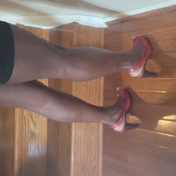 Nine West Red Leather Slingback Open Toe Half Inch Platform Heels - Picture 8 of 8